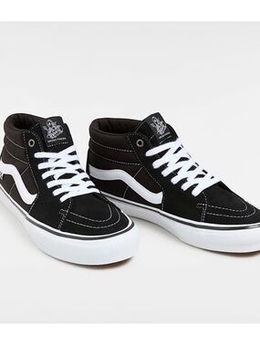 Vans Grosso Mid-Tops w Ultracush; men’s sz 8.5, women’s 10